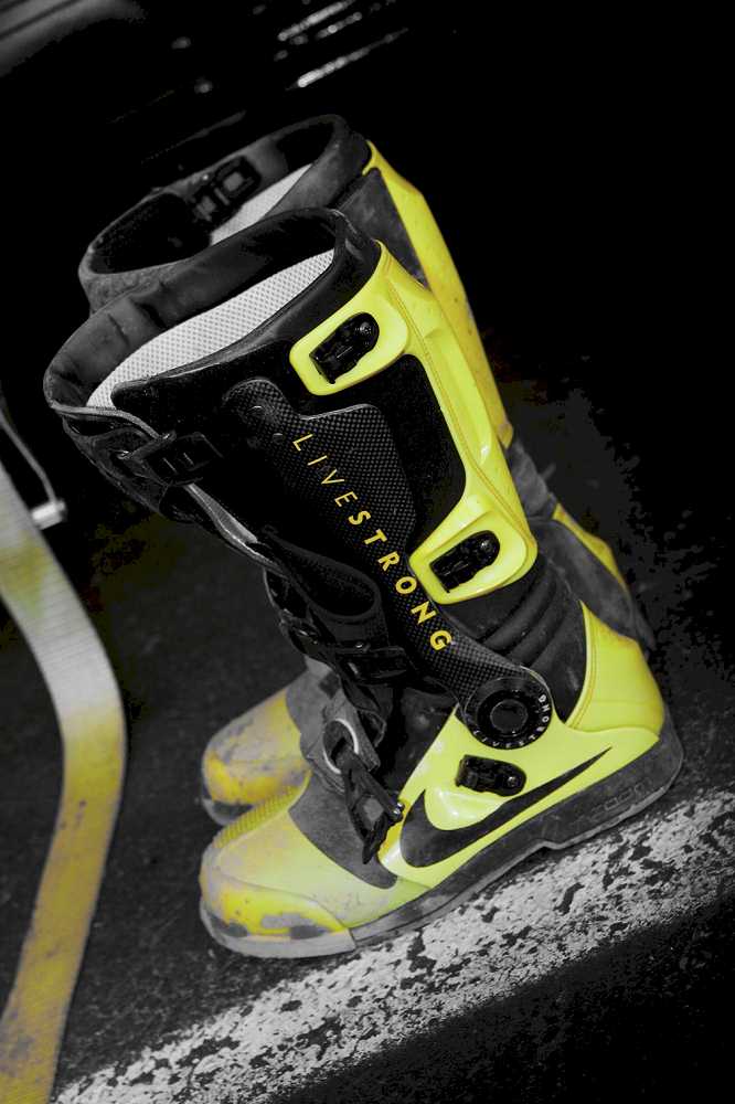 nike dirt bike boots